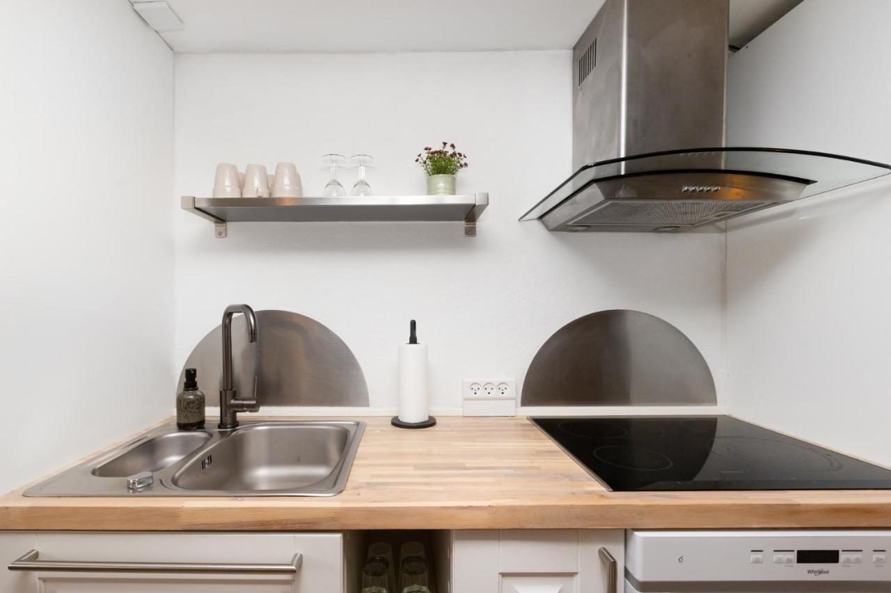 Moderne & Fuldt Udstyret Lejlighed M.Plads Til 4 Hojbjerg Buitenkant foto